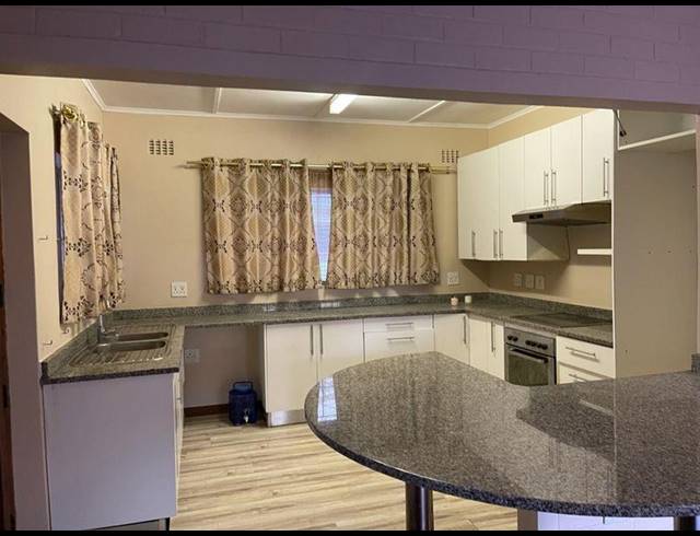 4 BEDROOM PROPERTY TO RENT IN WESTRIDGE